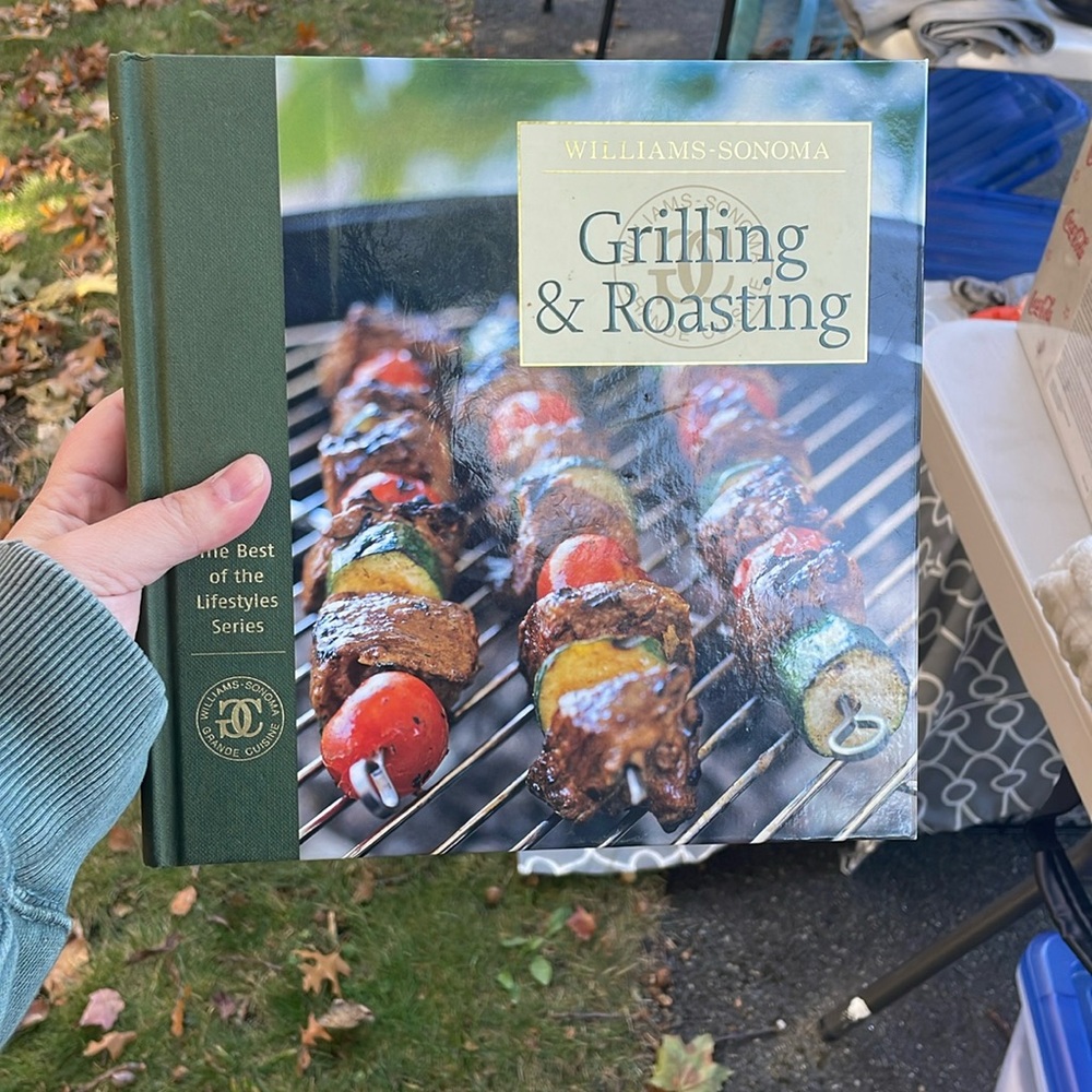 Williams Sonoma Grilling and Roasting Book